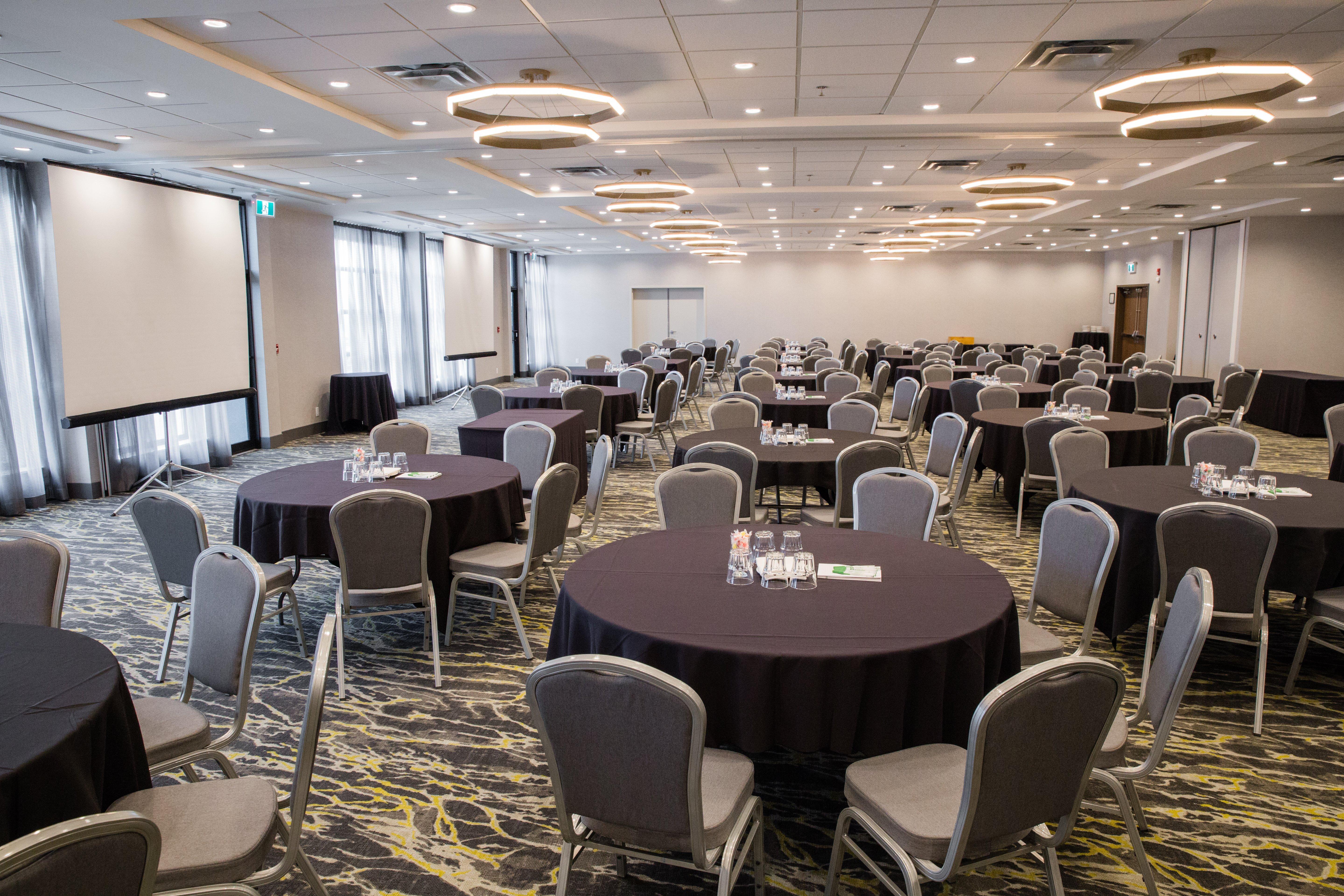 Holiday Inn Calgary South Conference Center Eksteriør bilde