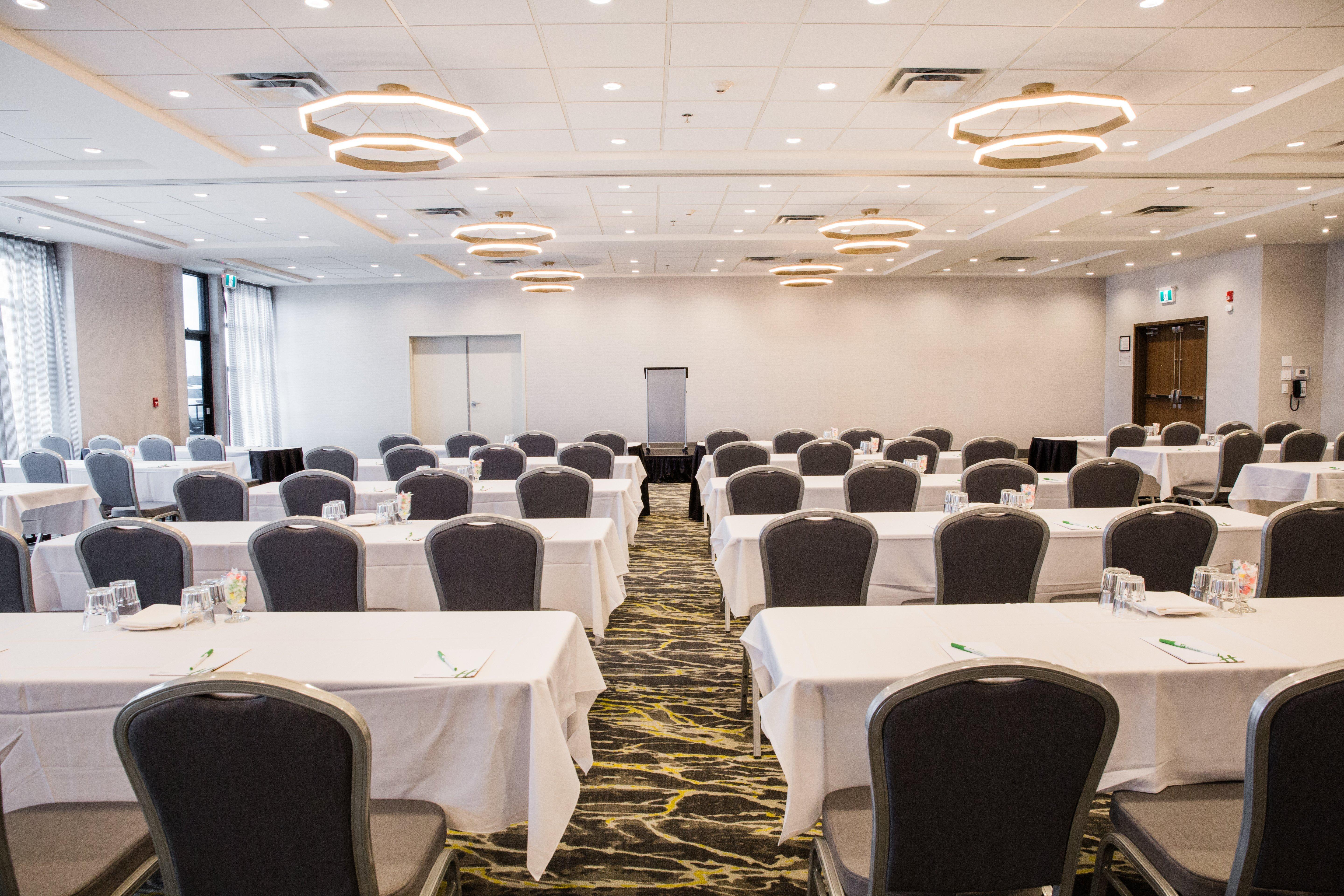 Holiday Inn Calgary South Conference Center Eksteriør bilde