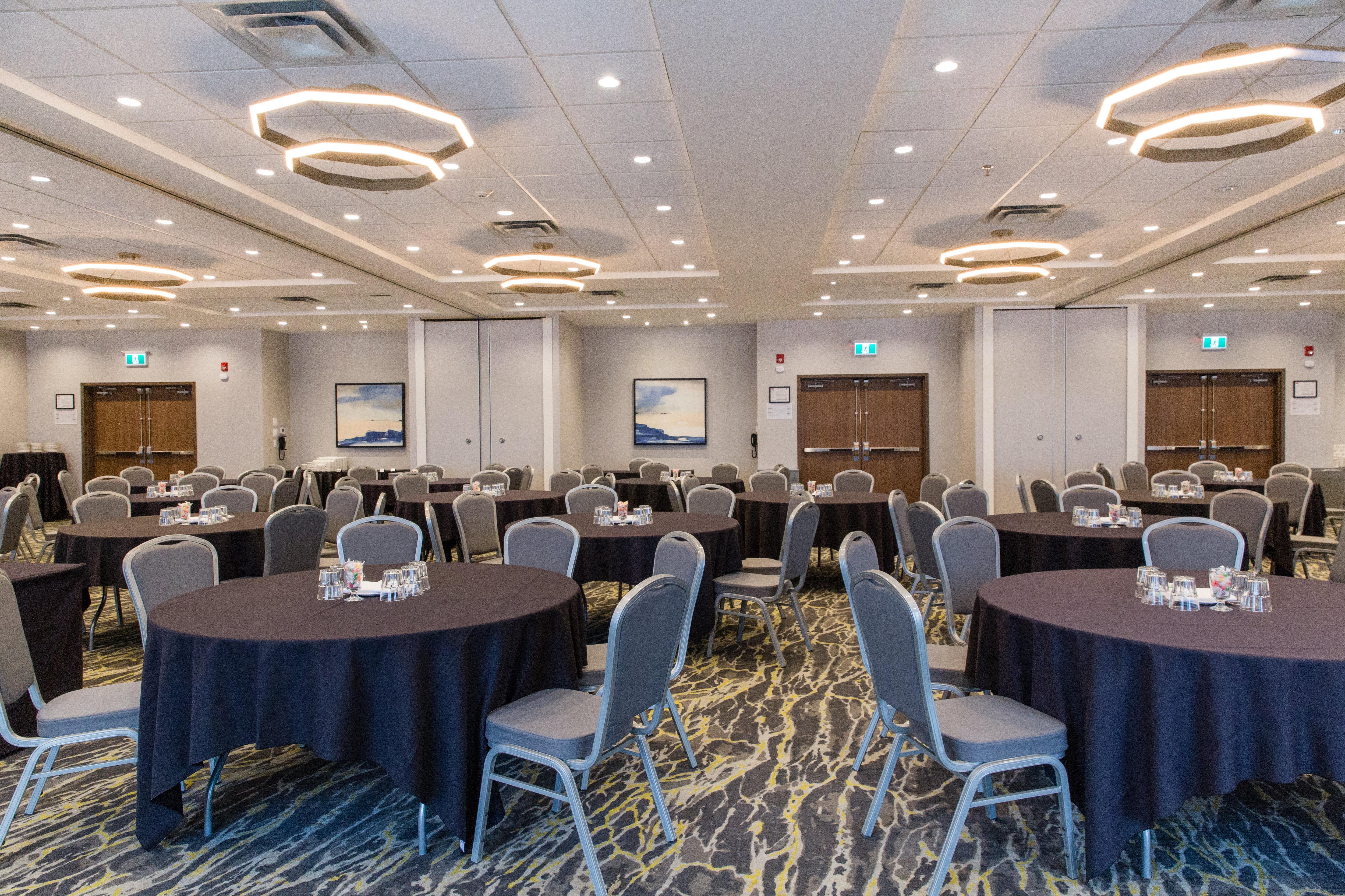 Holiday Inn Calgary South Conference Center Eksteriør bilde